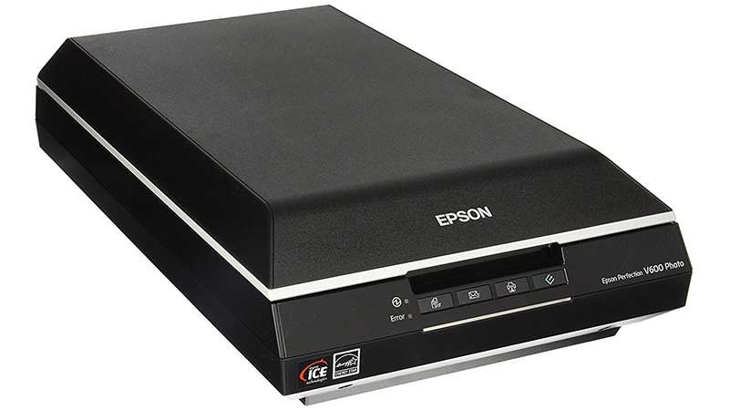 Epson Perfection V600 flatbed photo scanner for high-resolution card scans.