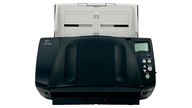 Fujitsu fi-7160 document scanner for card sellers.